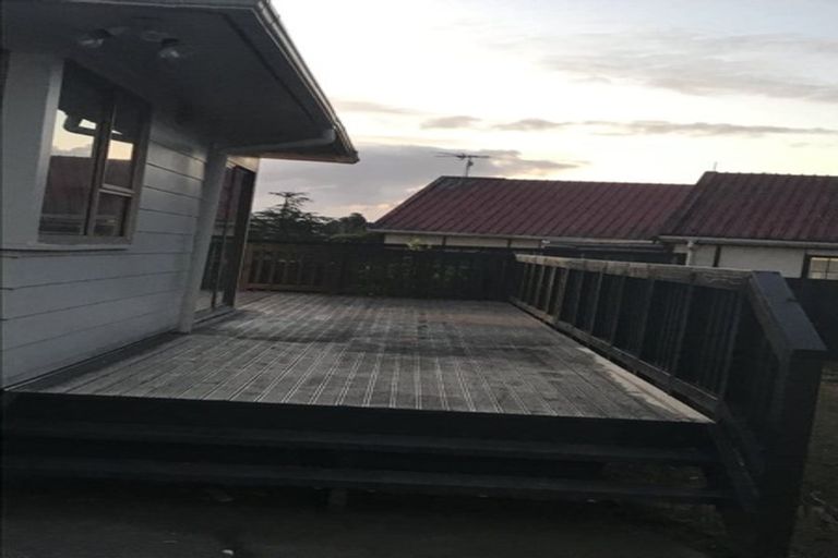 Photo of property in 11 Heathberry Close, Papatoetoe, Auckland, 2025