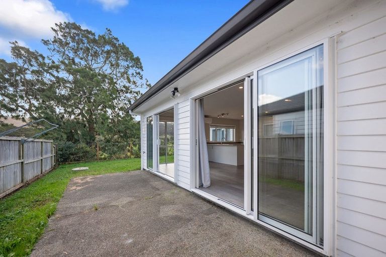 Photo of property in 9 Josh Road, Huapai, Kumeu, 0810