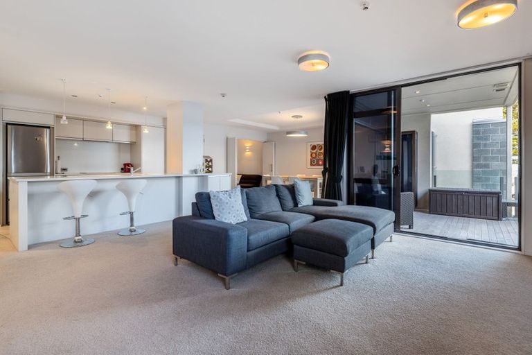 Photo of property in Vivaldi Apartments, 12/48 Marine Parade, Mount Maunganui, 3116