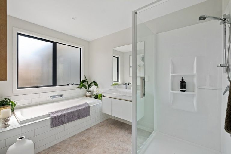 Photo of property in 45 Mount Linton Avenue, Wanaka, 9305