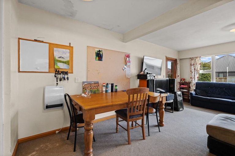 Photo of property in 8 Kiltie Street, Upper Riccarton, Christchurch, 8041