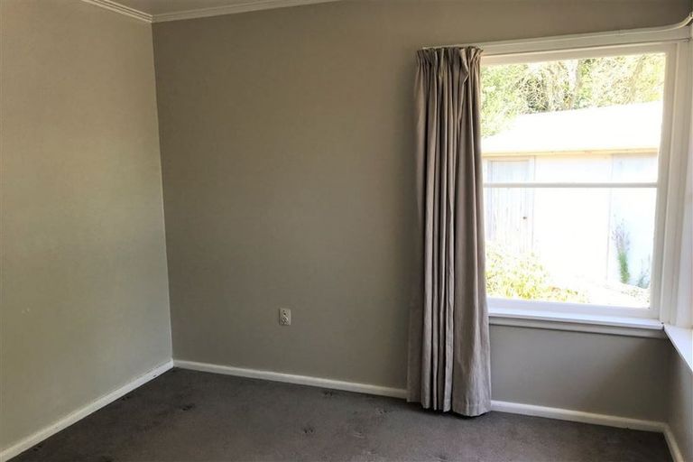 Photo of property in 9 Shirldale Place, Avonhead, Christchurch, 8042