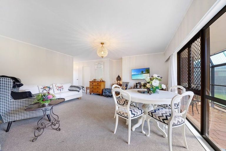 Photo of property in 1/16 Bellfield Road, Opaheke, Papakura, 2113