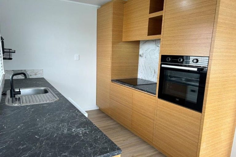 Photo of property in 490 Maunganui Road, Mount Maunganui, 3116