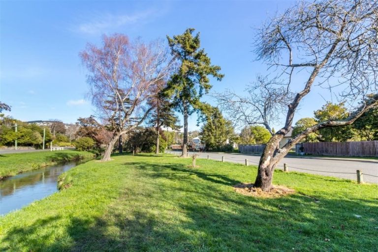 Photo of property in 98 Hunter Terrace, Cashmere, Christchurch, 8022