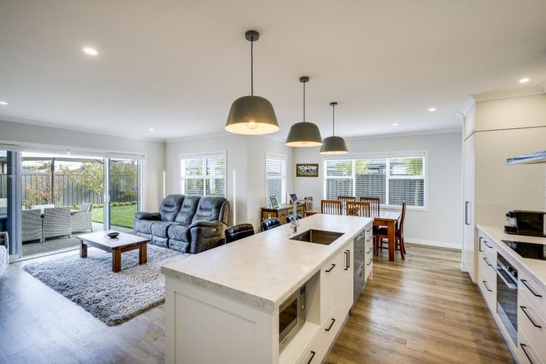 Photo of property in 20 Young Place, Taradale, Napier, 4112