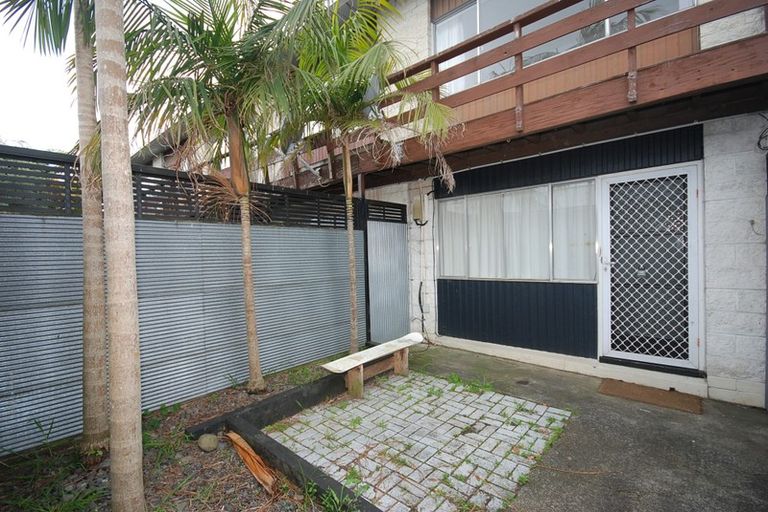 Photo of property in 1/6 Patterson Street, Sandringham, Auckland, 1041