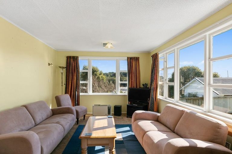 Photo of property in 101 Bell Street, Tawa, Wellington, 5028