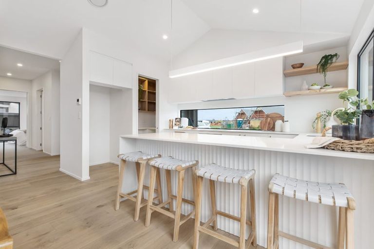 Photo of property in 16 Burkett Street, Marshland, Christchurch, 8051