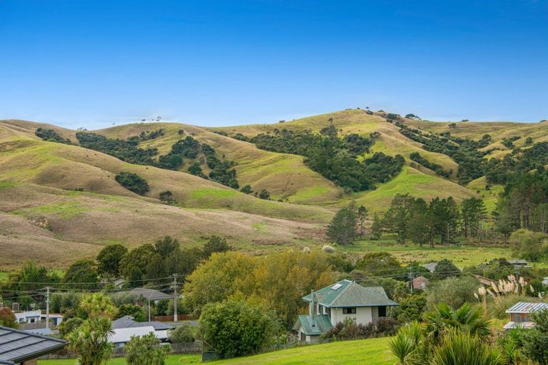 Photo of property in 11 Lewann Lane, Helensville, 0800