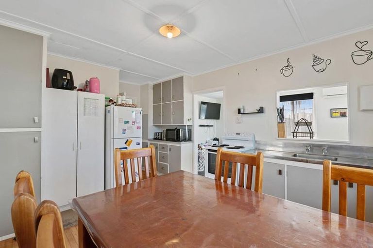Photo of property in 15 Isobel Street, Fairy Springs, Rotorua, 3015