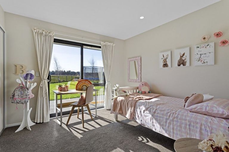 Photo of property in 48 Tupelo Place, Swannanoa, Rangiora, 7476