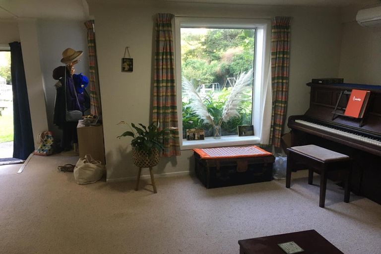 Photo of property in 172 Hill Road, Belmont, Lower Hutt, 5010