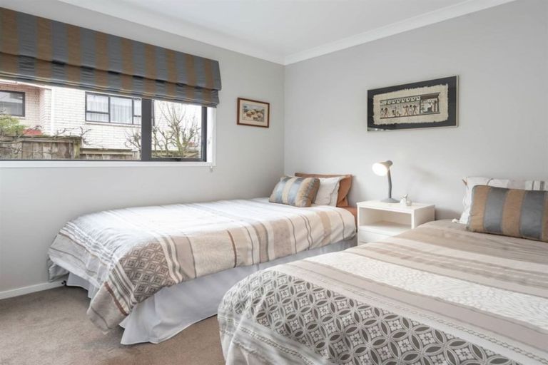 Photo of property in 5 Ullswater Place, Half Moon Bay, Auckland, 2012