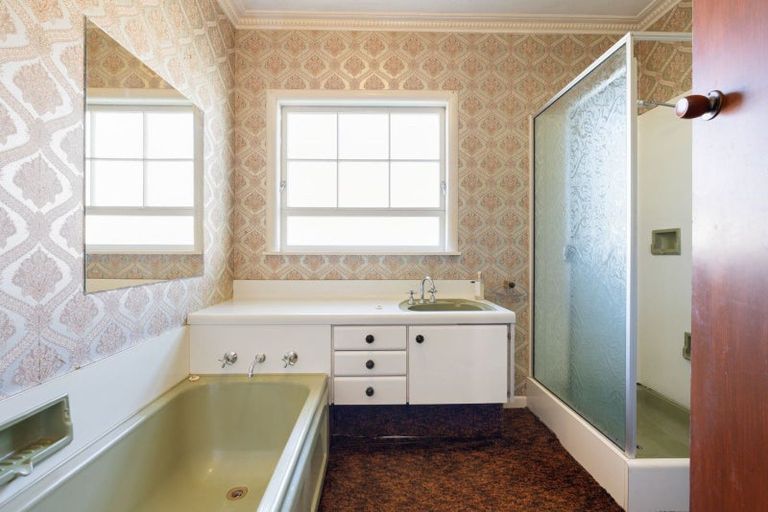 Photo of property in 52 Forest Lake Road, Forest Lake, Hamilton, 3200