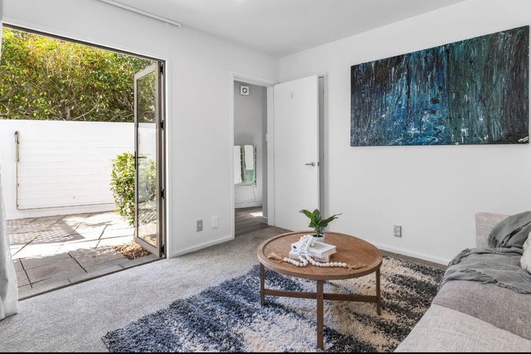 Photo of property in 2/37 Poynder Avenue, Merivale, Christchurch, 8014