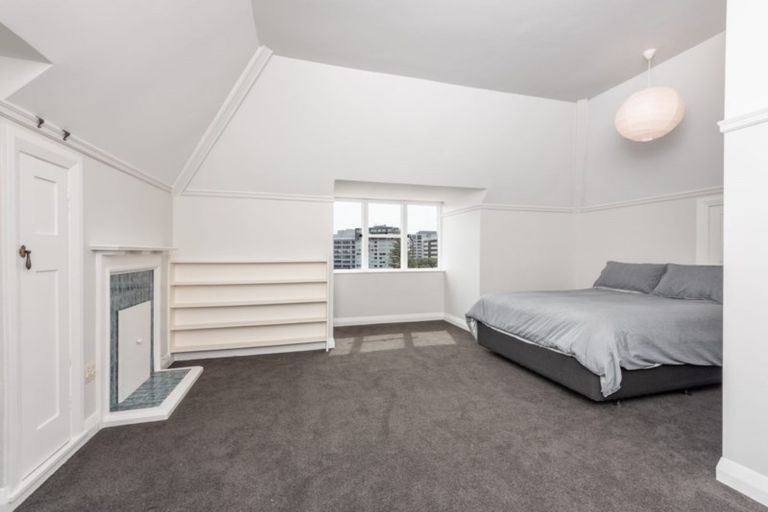 Photo of property in 9 Easdale Street, Kelburn, Wellington, 6012