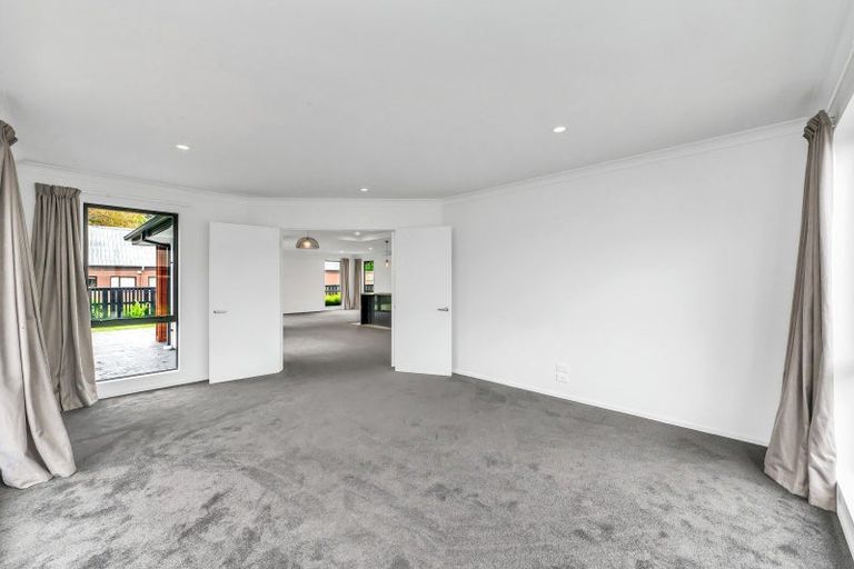 Photo of property in 29 Irvines Track, Halswell, Christchurch, 8025