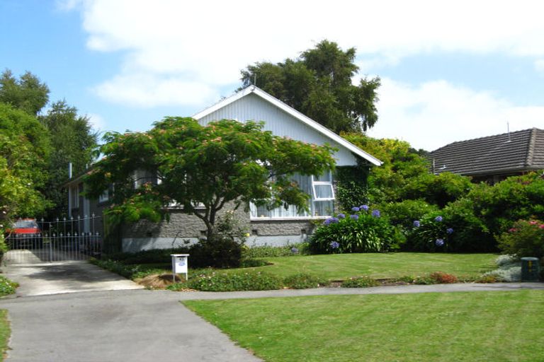 Photo of property in 43 Leicester Crescent, Hoon Hay, Christchurch, 8025