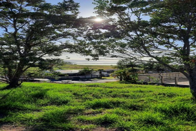 Photo of property in 8 Matakohe Place, Portland, Whangarei, 0178