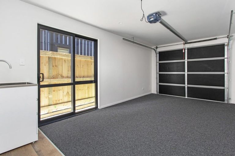 Photo of property in 82 Jacks Landing Drive, Hamilton Lake, Hamilton, 3204