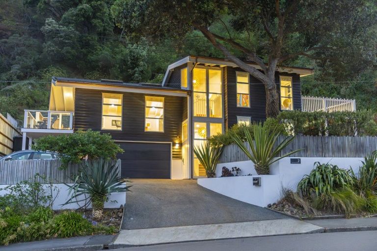 Photo of property in 2 Ludlam Street, Seatoun, Wellington, 6022