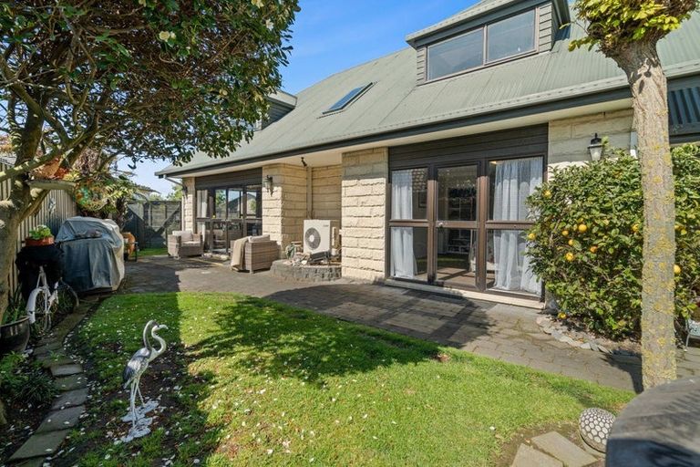 Photo of property in 1/113 Patterson Terrace, Halswell, Christchurch, 8025