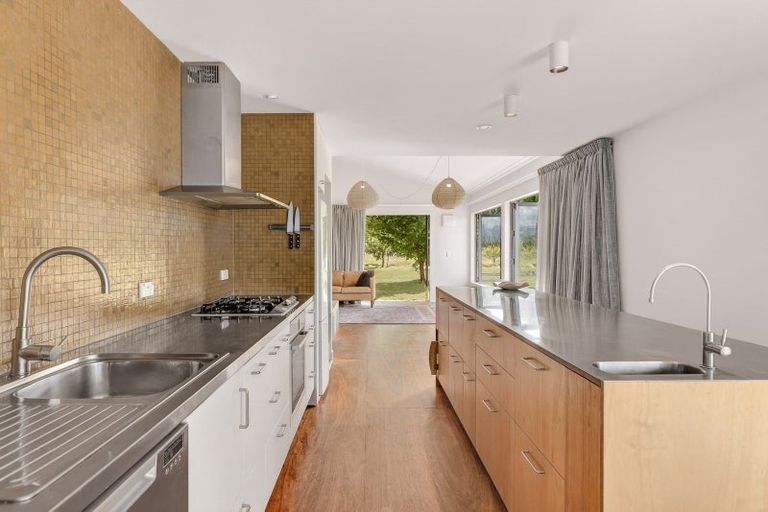 Photo of property in 83d Black Peak Road, Wanaka, 9382