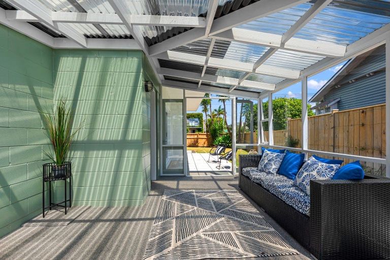 Photo of property in 1/8 Bayswater Avenue, Bayswater, Auckland, 0622