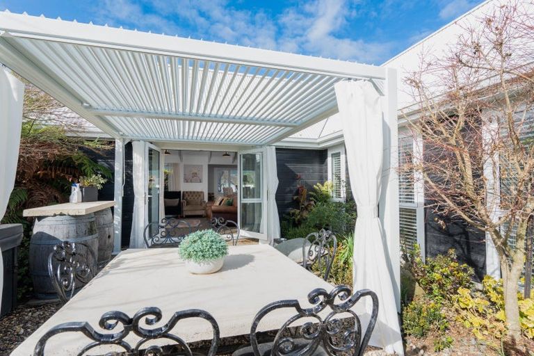 Photo of property in 62 Montgomery Crescent, Kinloch, Taupo, 3377