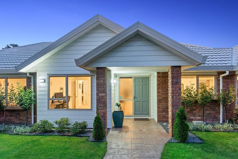 Photo of property in 3 Stella Court, Paraparaumu, 5032