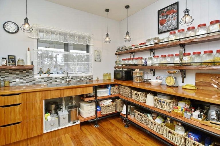 Photo of property in 295 Innes Road, Glasnevin, Amberley, 7482