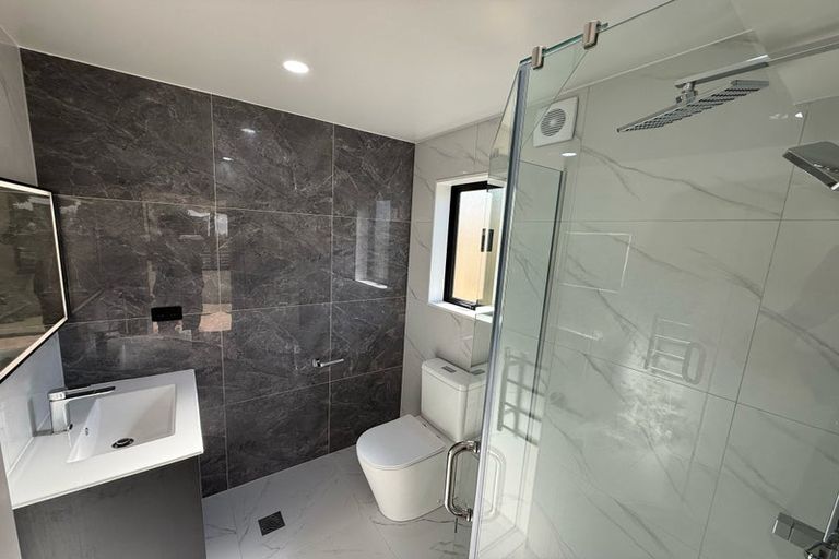 Photo of property in 25a Archmillen Avenue, Pakuranga Heights, Auckland, 2010