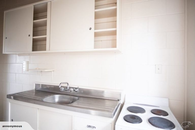 Photo of property in 1-27/21 Te Aroha Street, Hamilton East, Hamilton, 3216