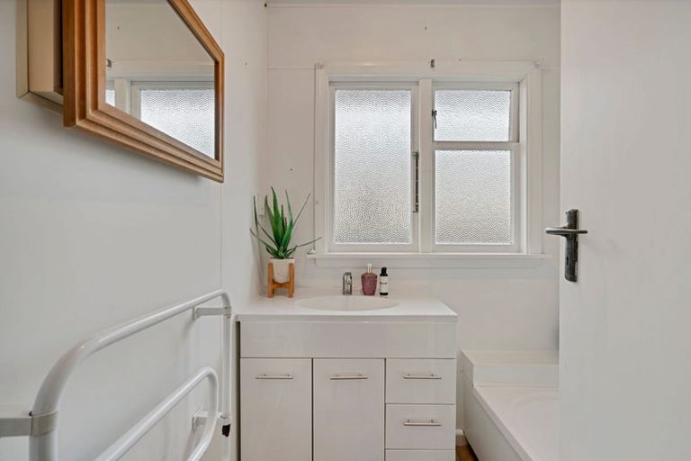 Photo of property in 1/137 Harewood Road, Papanui, Christchurch, 8053