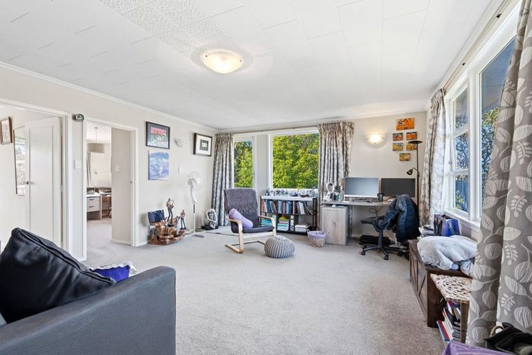 Photo of property in 15a Kawiu Road, Levin, 5510