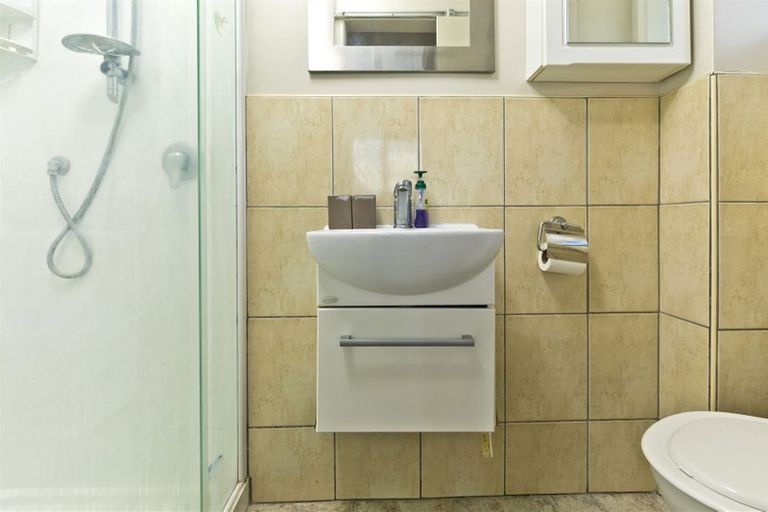 Photo of property in 11 Preston Avenue, Henderson, Auckland, 0610