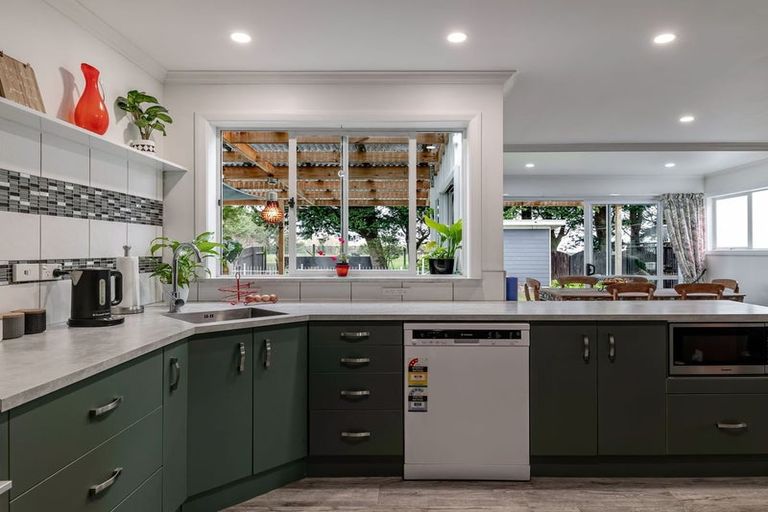 Photo of property in 1565 State Highway 3, Awahuri, Palmerston North, 4476