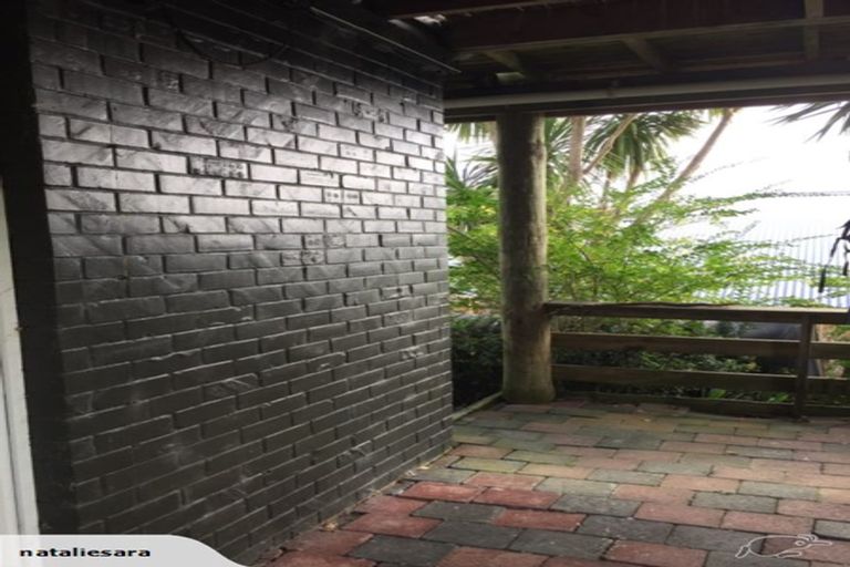 Photo of property in 15 Western View Court, Sunnyvale, Auckland, 0612