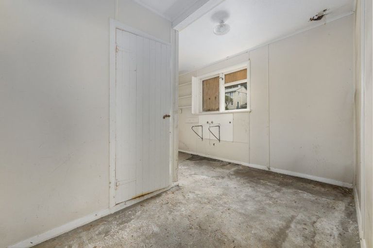 Photo of property in 161 Champion Street, Cannons Creek, Porirua, 5024