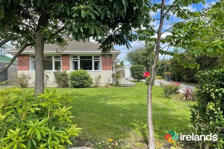 Photo of property in 70 Dunedin Street, Redwood, Christchurch, 8051