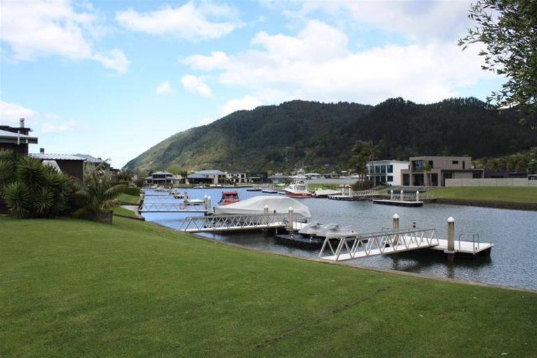 Photo of property in 126 Waterways Parade, Pauanui, Hikuai, 3579
