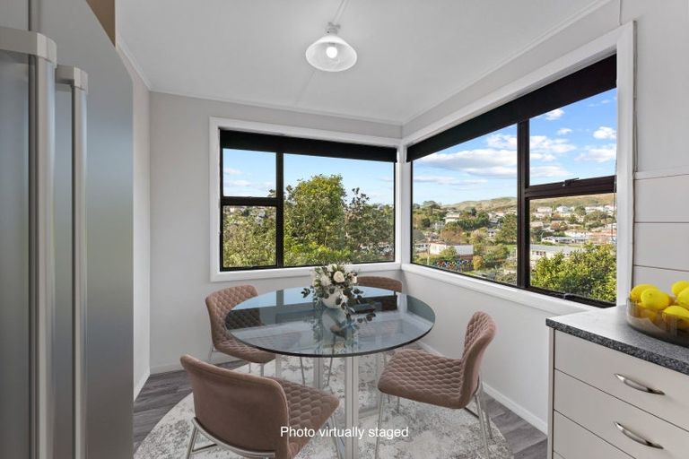 Photo of property in 5 King Crescent, Ranui, Porirua, 5024