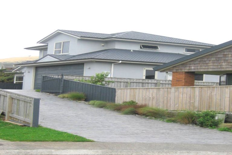 Photo of property in 12 Pigeonwood Lane, Woodridge, Wellington, 6037