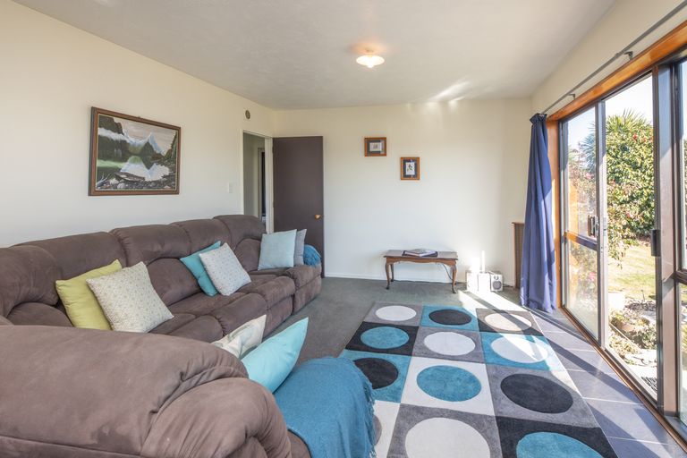 Photo of property in 1 Byron Street, Rolleston, 7614