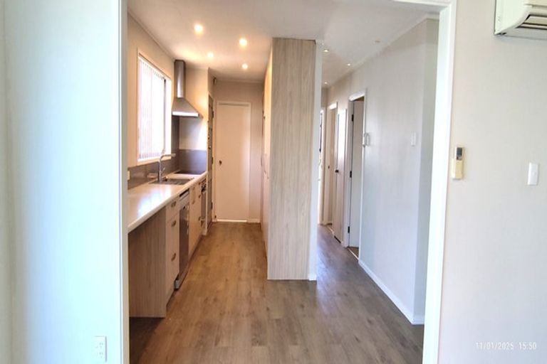 Photo of property in 1/9 Charntay Avenue, Clover Park, Auckland, 2019