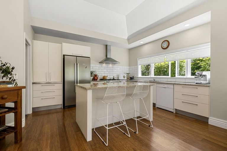 Photo of property in 10 High Street, Devonport, Auckland, 0624