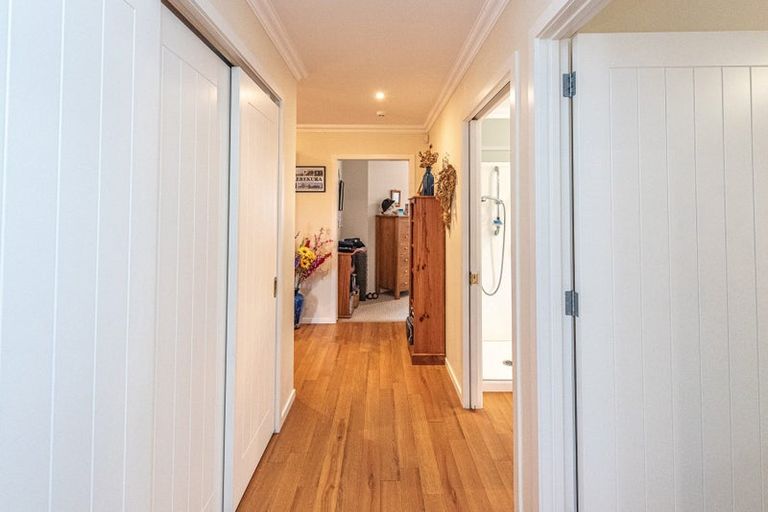 Photo of property in 12 St Johns Heights, Otamatea, Whanganui, 4500