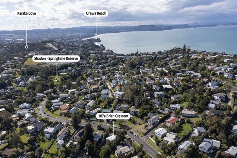 Photo of property in 107a Brian Crescent, Stanmore Bay, Whangaparaoa, 0932