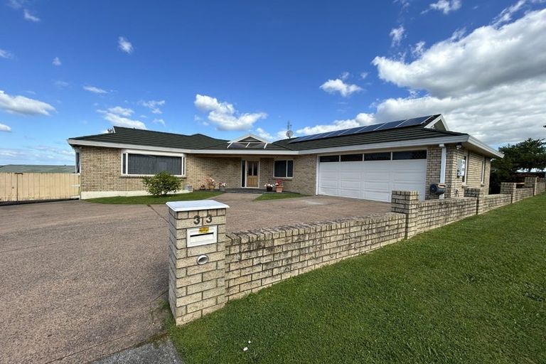 Photo of property in 33 Bartholomew Drive, Nawton, Hamilton, 3200